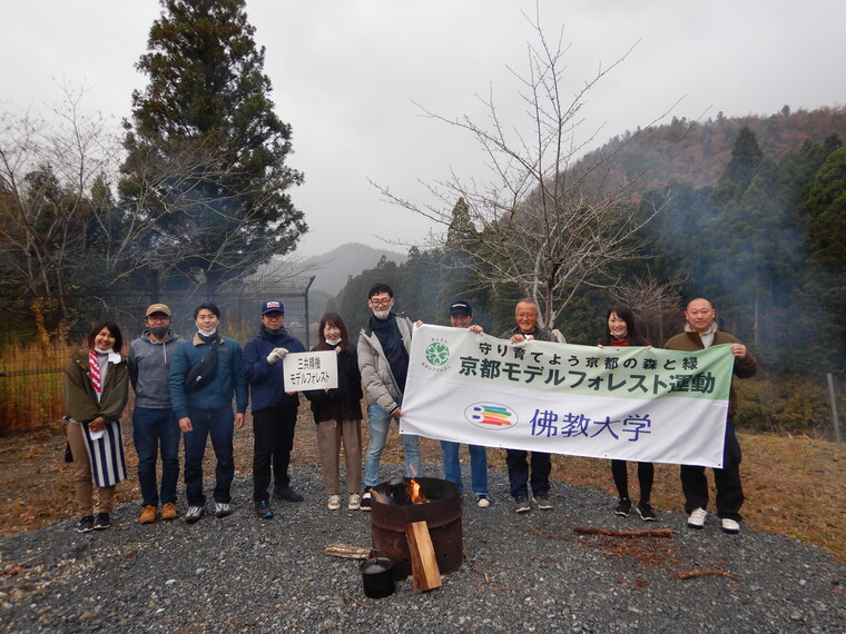 雨の合間に、記念撮影。