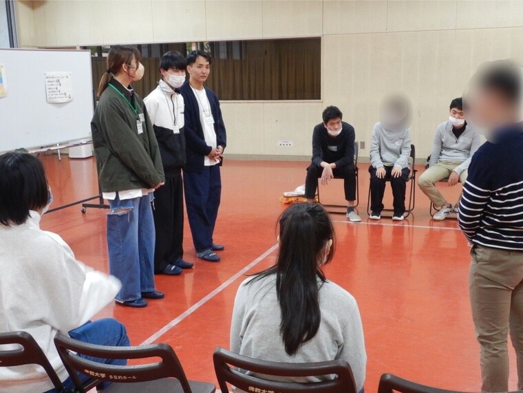 大学生へのインタビュータイム