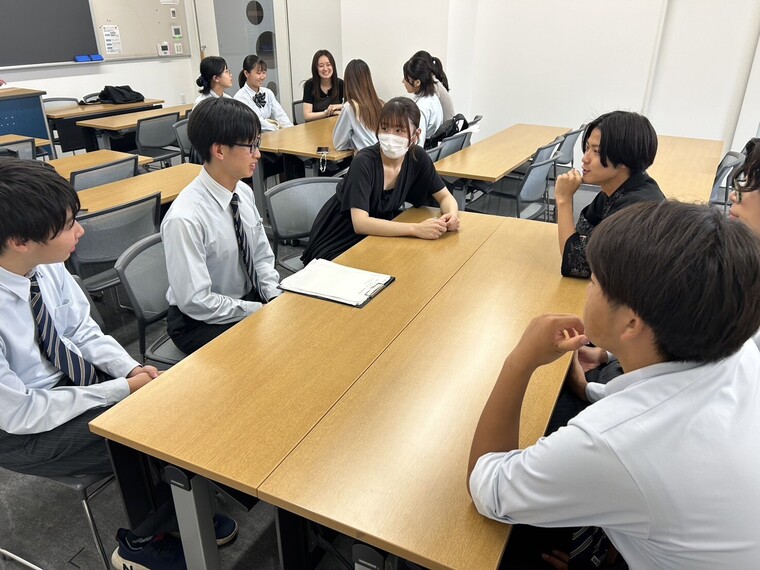 大学生とのディスカッション