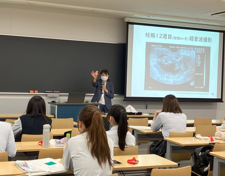二条C_「母性看護で学ぶこと」をテーマに模擬授業