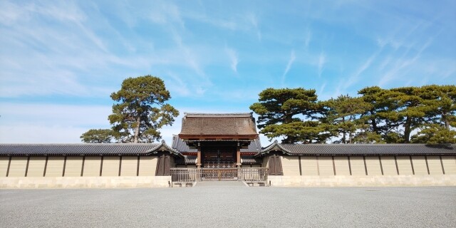 【12月ピックアップ】神社と天皇の日本史「京都御所建礼門」_4307022_s.jpg